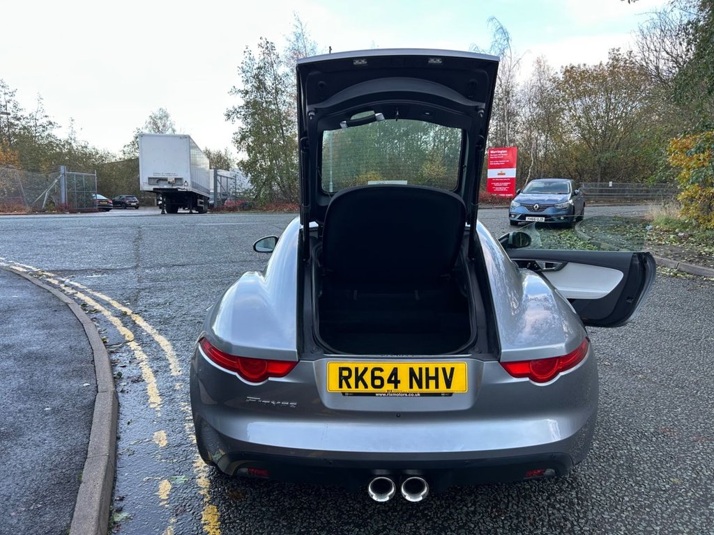 Used Jaguar F-Type 2014 for sale - 76725079: Photo 17