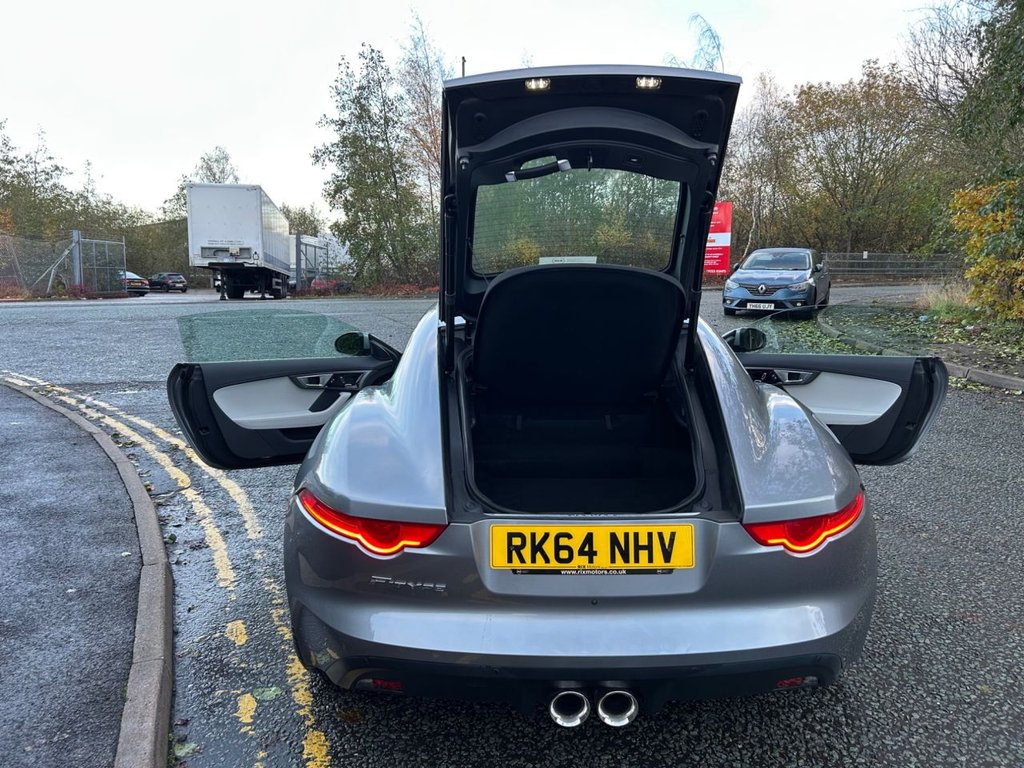 Used Jaguar F-Type 2014 for sale - 76725079: Photo 18