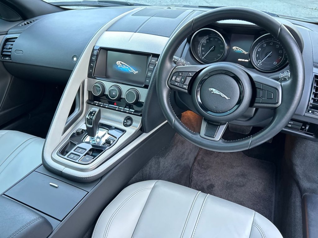 Used Jaguar F-Type 2014 for sale - 76725079: Photo 29