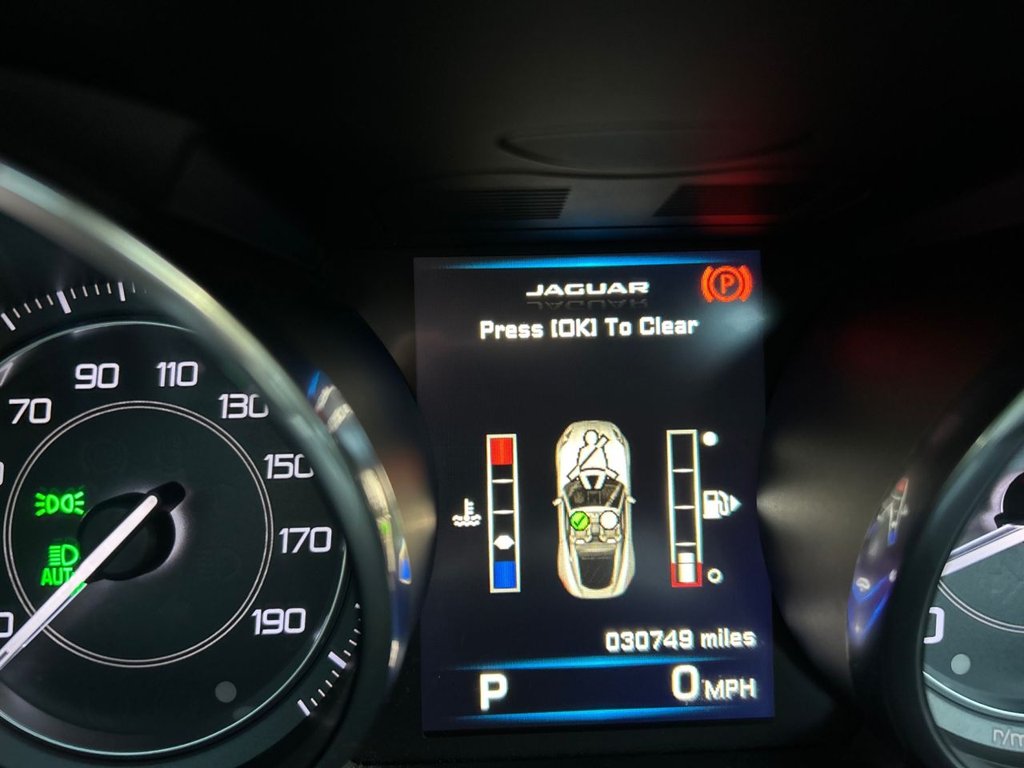 Used Jaguar F-Type 2014 for sale - 76725079: Photo 34