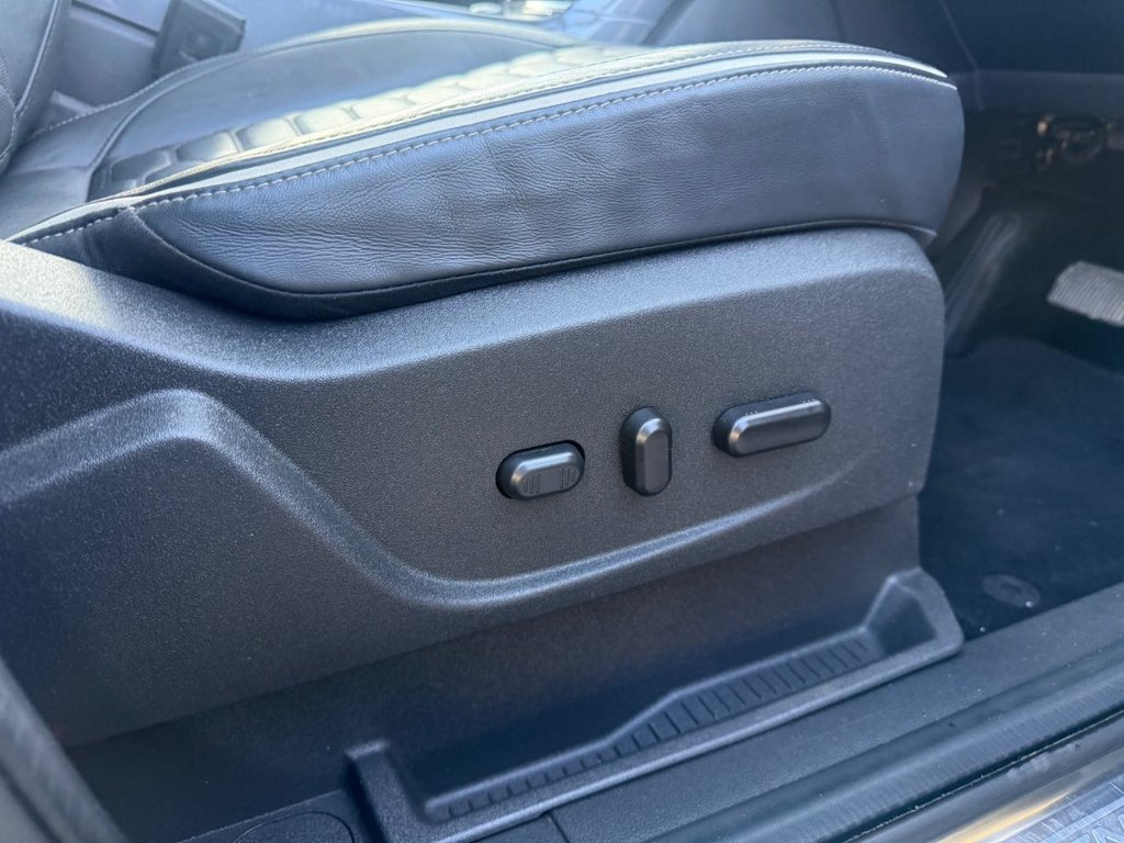 Used Ford Kuga 2017 for sale - 76632125: Photo 17