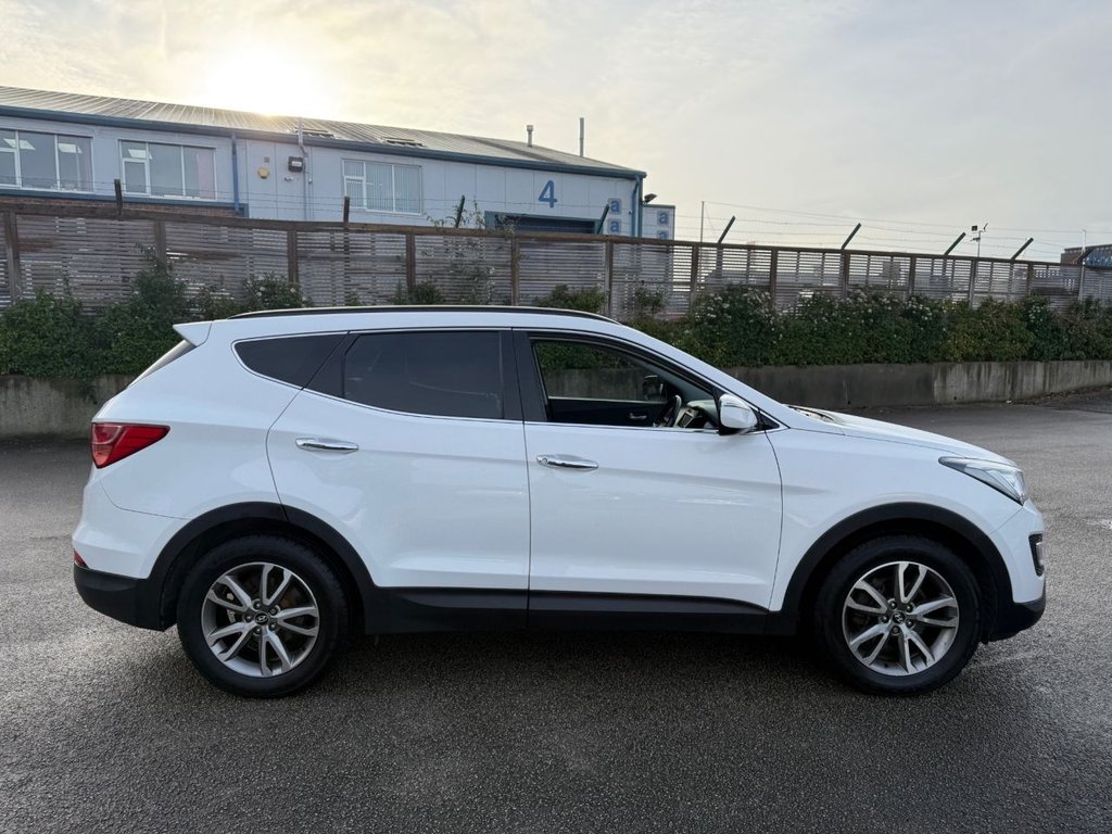 Used Hyundai Santa Fe 2014 for sale - 76501059: Photo 10