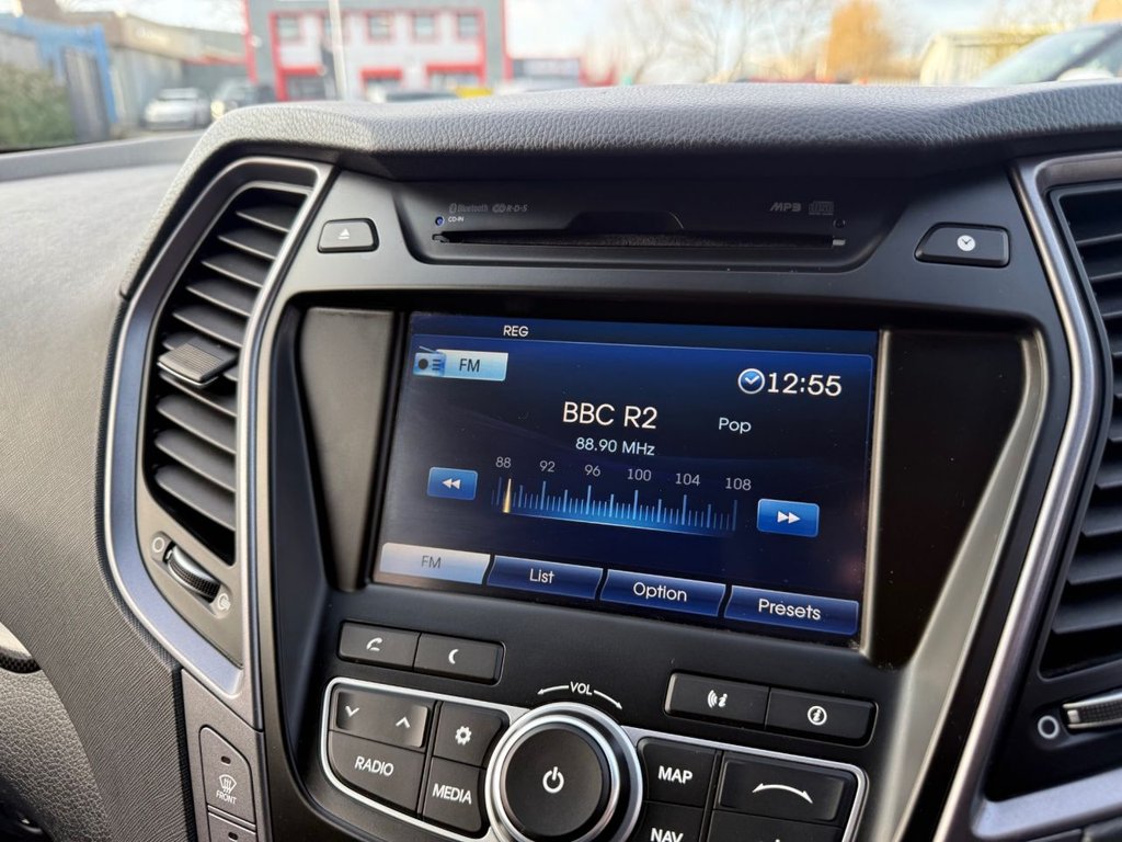 Used Hyundai Santa Fe 2014 for sale - 76501059: Photo 18