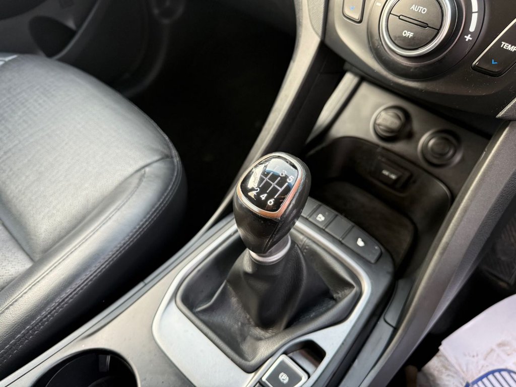 Used Hyundai Santa Fe 2014 for sale - 76501059: Photo 25