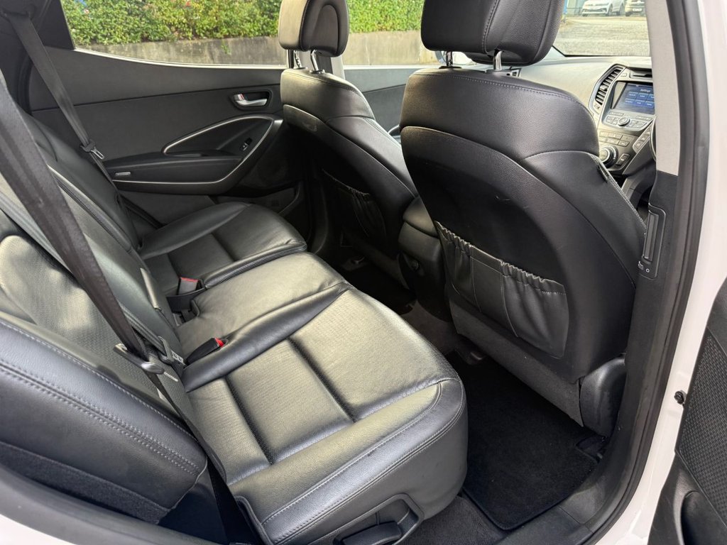 Used Hyundai Santa Fe 2014 for sale - 76501059: Photo 30