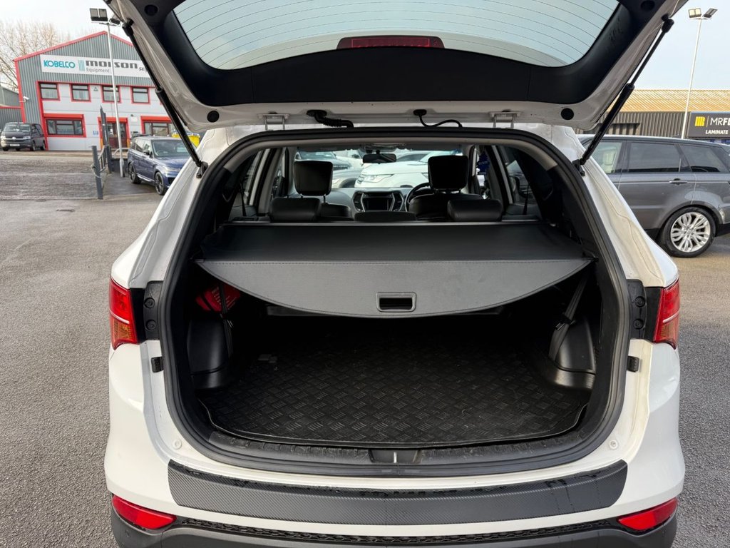 Used Hyundai Santa Fe 2014 for sale - 76501059: Photo 7