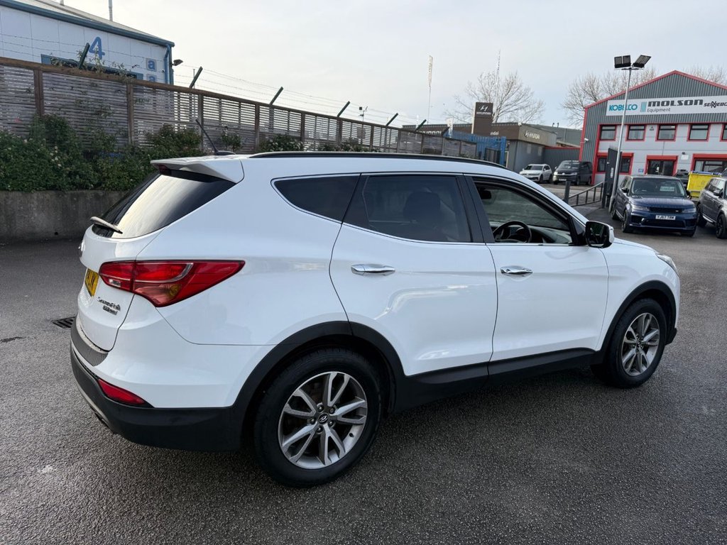 Used Hyundai Santa Fe 2014 for sale - 76501059: Photo 9