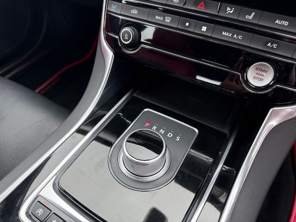 Used Jaguar XF 2016 for sale - 75111882: Photo 31