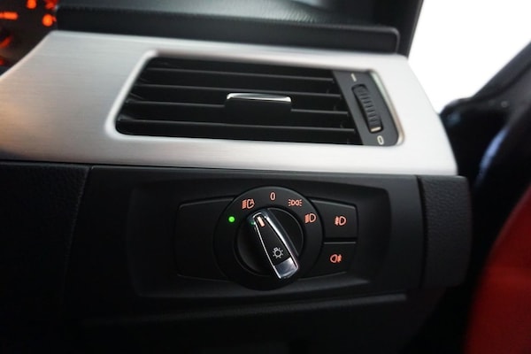 Used BMW 3 Series 2010 for sale - 76223298: Photo 22