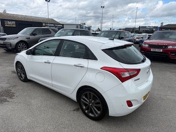 Used Hyundai i30 2016 for sale - 79265938: Photo