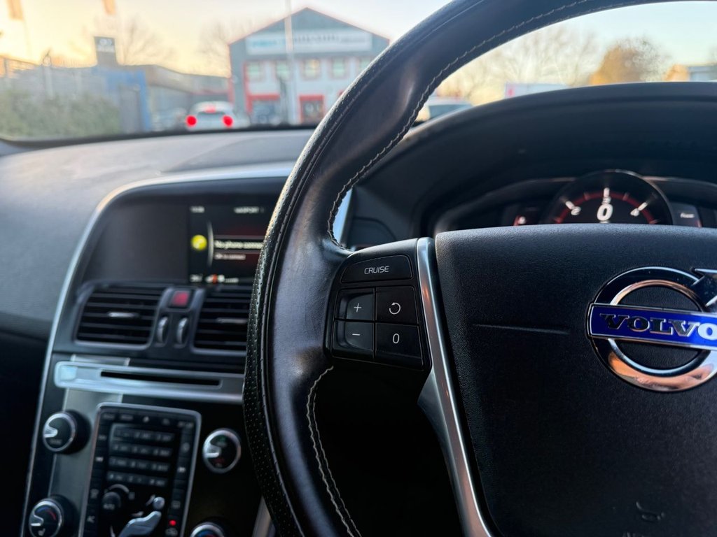 Used Volvo XC60 2016 for sale - 76670674: Photo 15