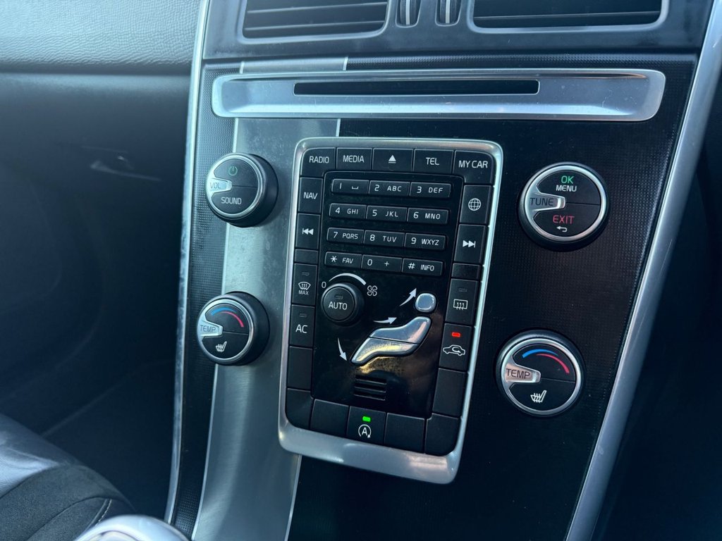 Used Volvo XC60 2016 for sale - 76670674: Photo 24