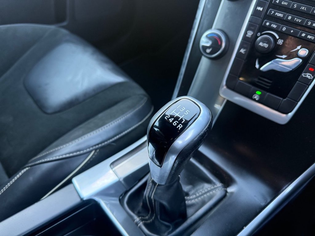 Used Volvo XC60 2016 for sale - 76670674: Photo 25