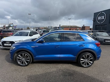 Used Volkswagen T-Roc 2019 for sale - 78619040: Photo