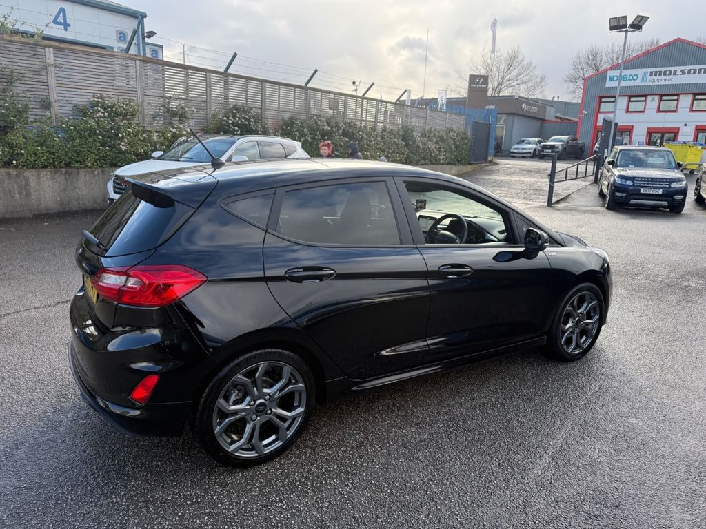 Used Ford Fiesta 2017 for sale - 77891239: Photo 9