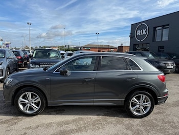 Used Audi Q3 2019 for sale - 75853783: Photo