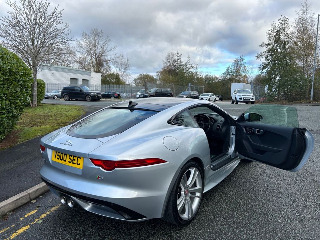 Used Jaguar F-Type 2015 for sale - 76642883: Photo 14