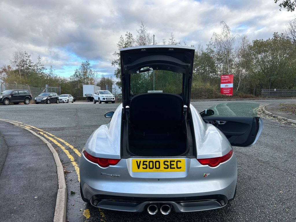 Used Jaguar F-Type 2015 for sale - 76642883: Photo 15