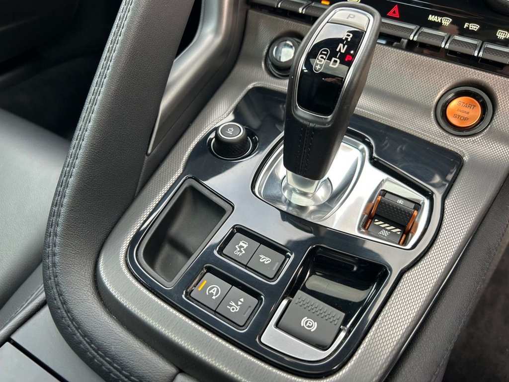 Used Jaguar F-Type 2015 for sale - 76642883: Photo 33