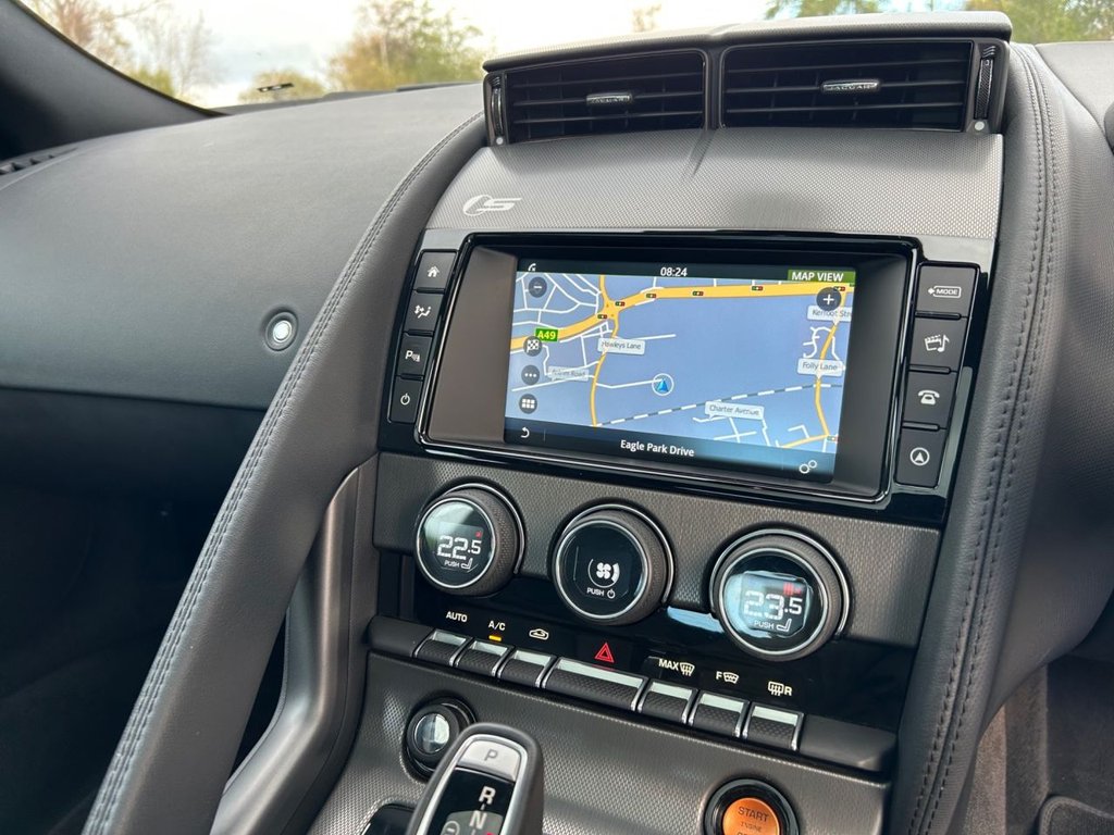 Used Jaguar F-Type 2015 for sale - 76642883: Photo 34