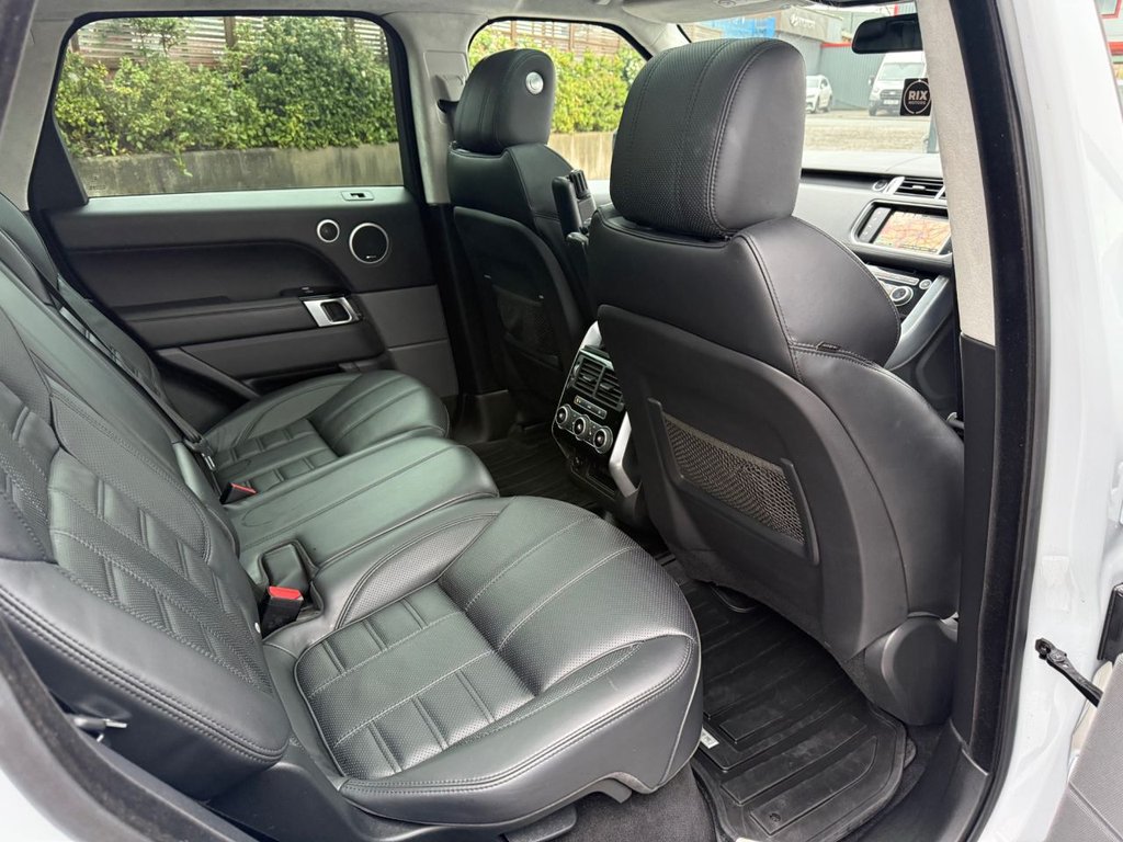 Used Land Rover Range Rover Sport 2015 for sale - 76546864: Photo 32