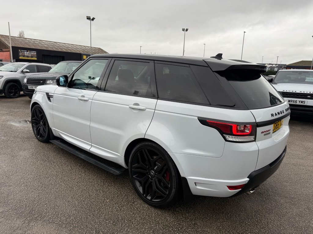 Used Land Rover Range Rover Sport 2015 for sale - 76546864: Photo 4
