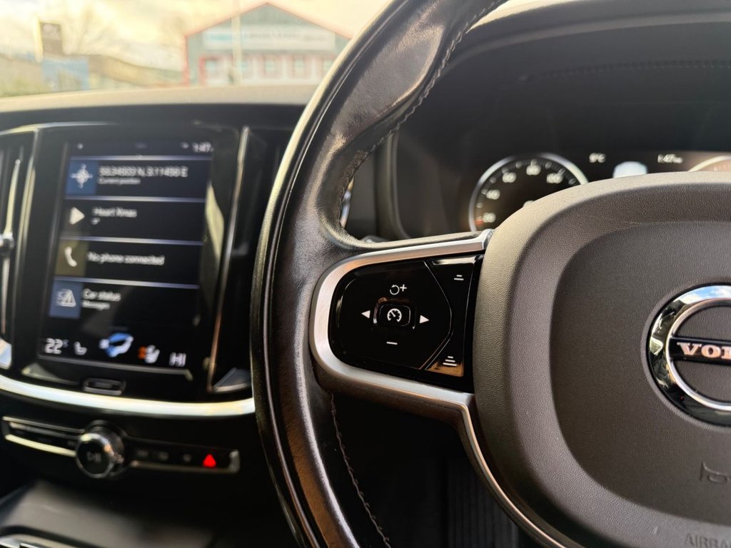Used Volvo V60 Cross Country 2021 for sale - 76527232: Photo 18