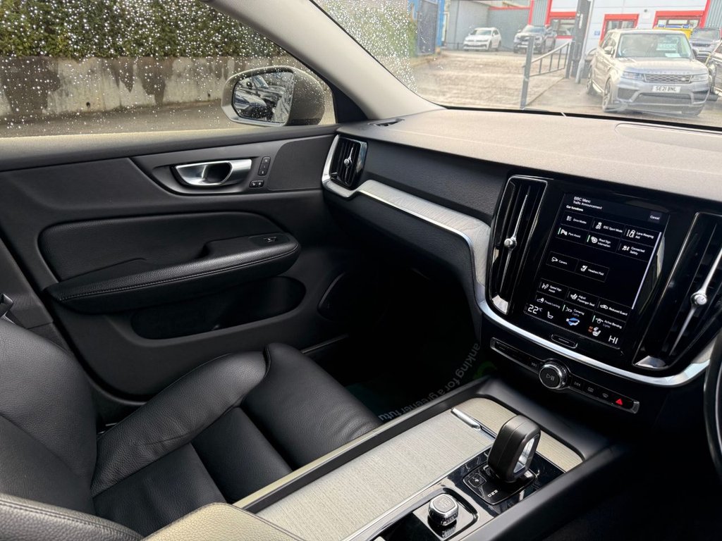 Used Volvo V60 Cross Country 2021 for sale - 76527232: Photo 31