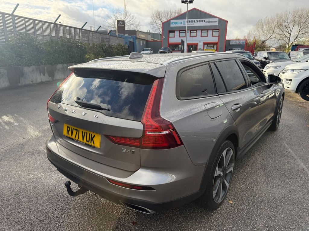 Used Volvo V60 Cross Country 2021 for sale - 76527232: Photo 9