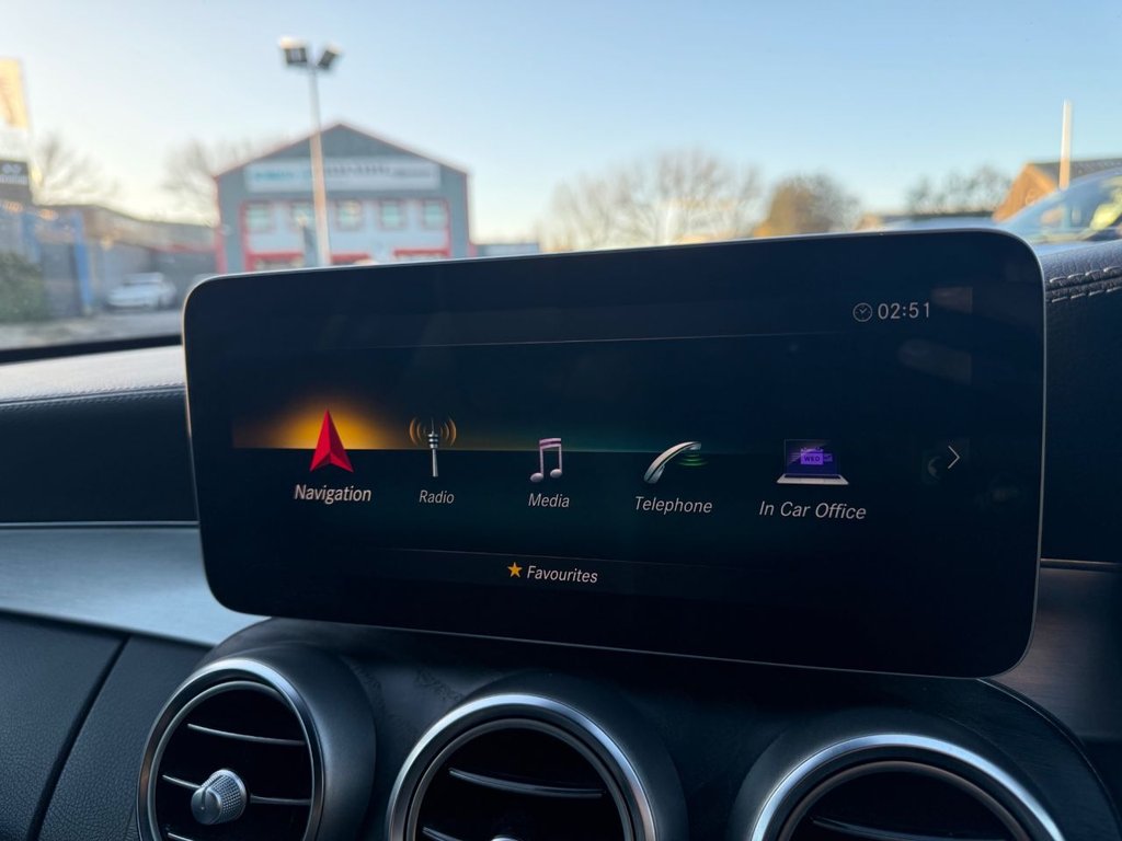 Used Mercedes-Benz C Class 2018 for sale - 76132665: Photo 20