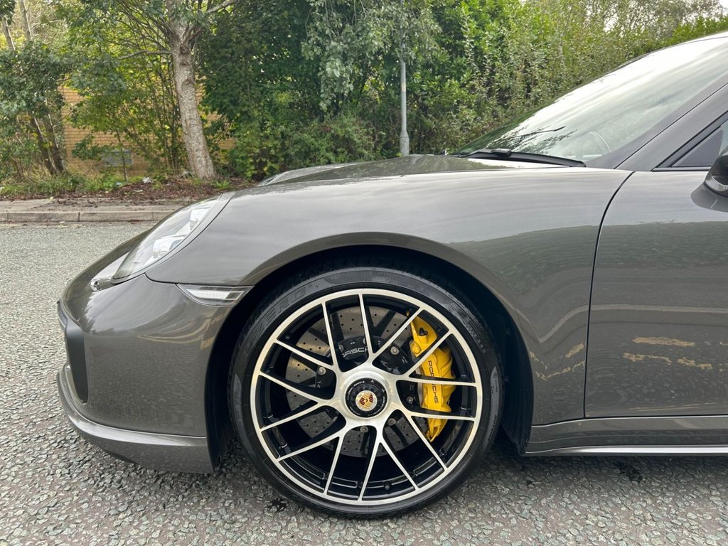 Used Porsche 911 2017 for sale - 75947938: Photo 10