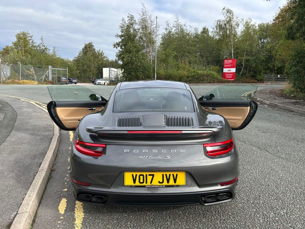 Used Porsche 911 2017 for sale - 75947938: Photo 16