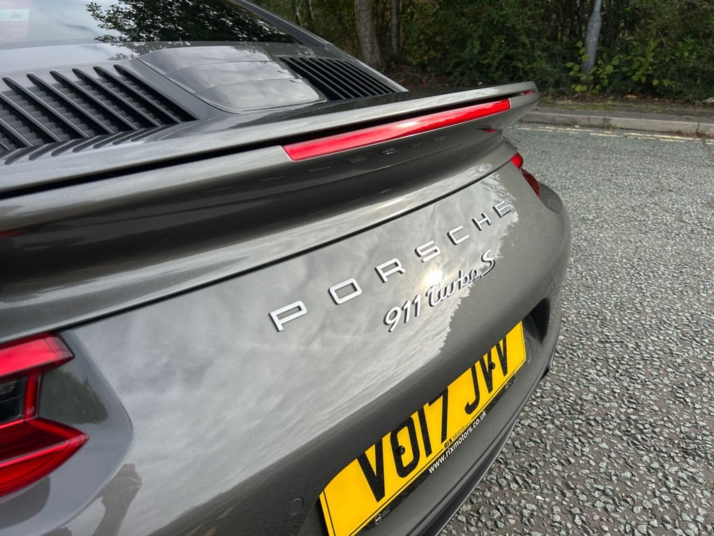 Used Porsche 911 2017 for sale - 75947938: Photo 17