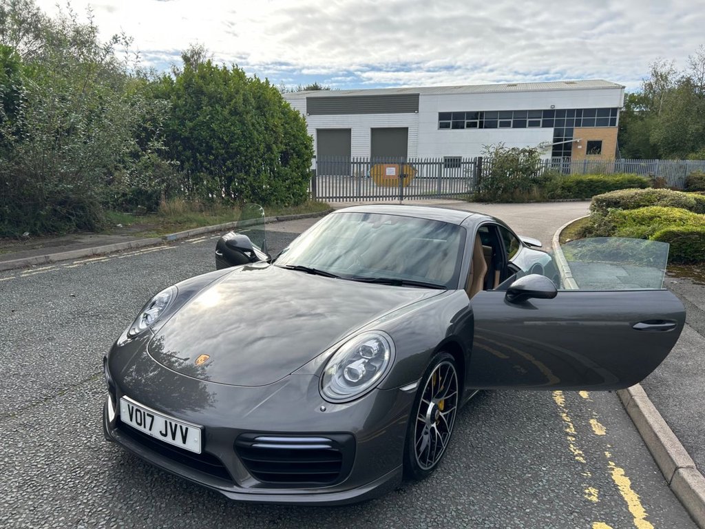 Used Porsche 911 2017 for sale - 75947938: Photo 18