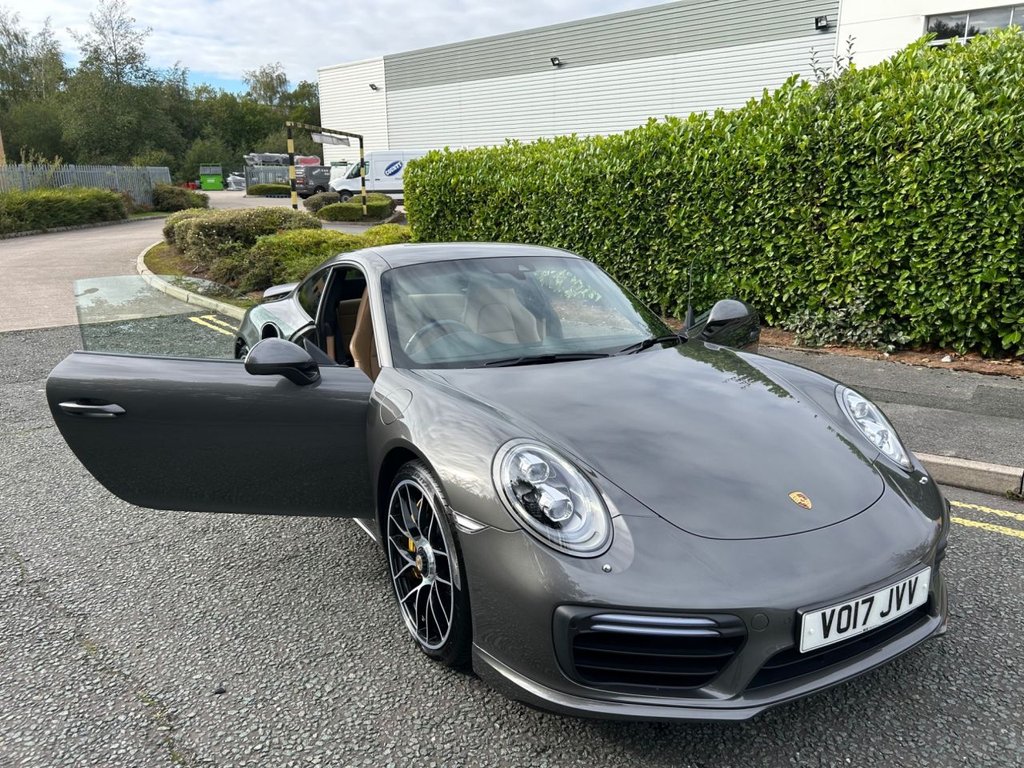Used Porsche 911 2017 for sale - 75947938: Photo 19