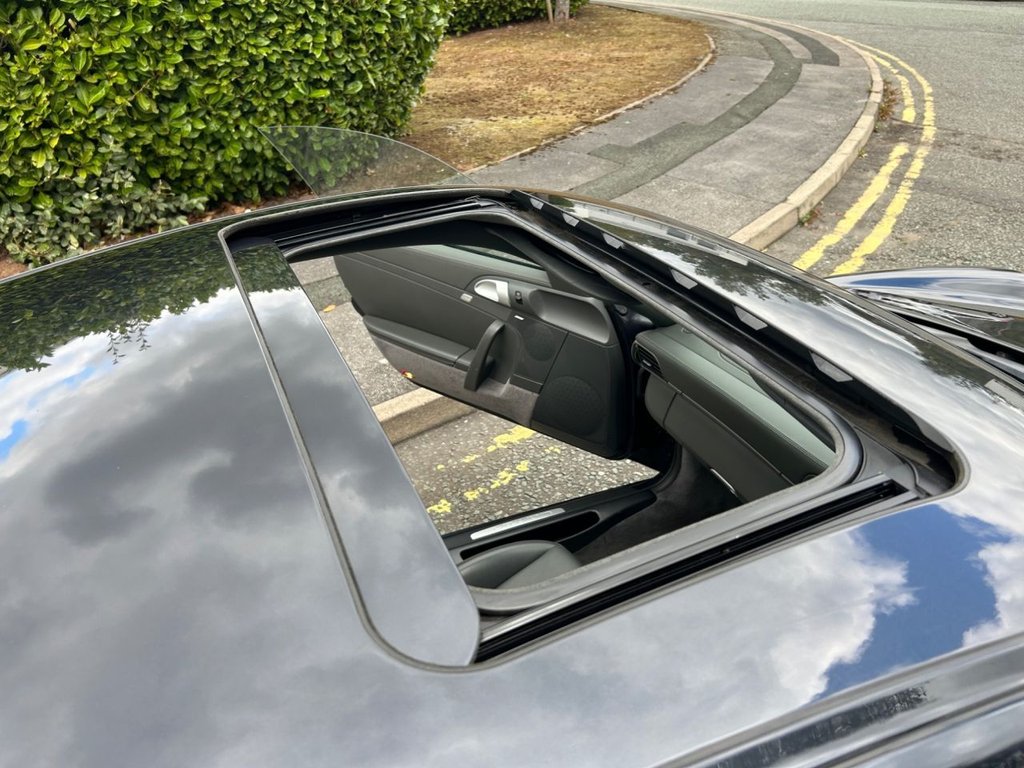 Used Porsche 911 2007 for sale - 76018632: Photo 22