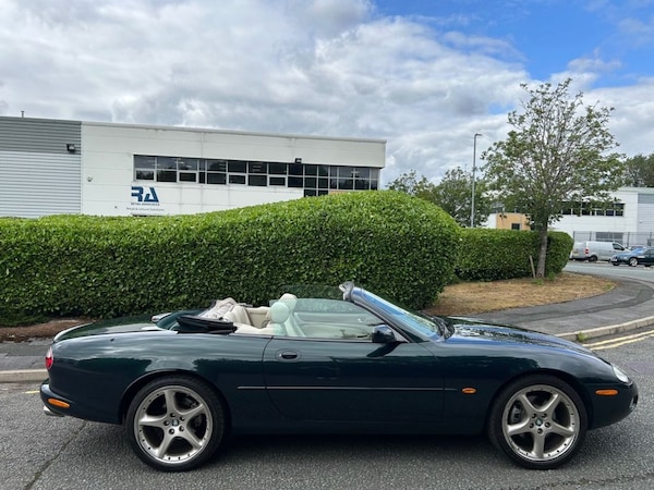 Used Jaguar XKR 2001 for sale - 75038113: Photo 25