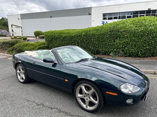 Used Jaguar XKR 2001 for sale - 75038113: Photo 31