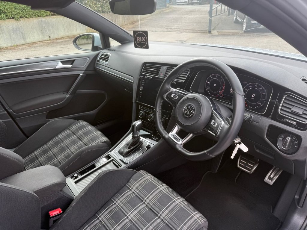 Used Volkswagen Golf 2018 for sale - 77436812: Photo 14