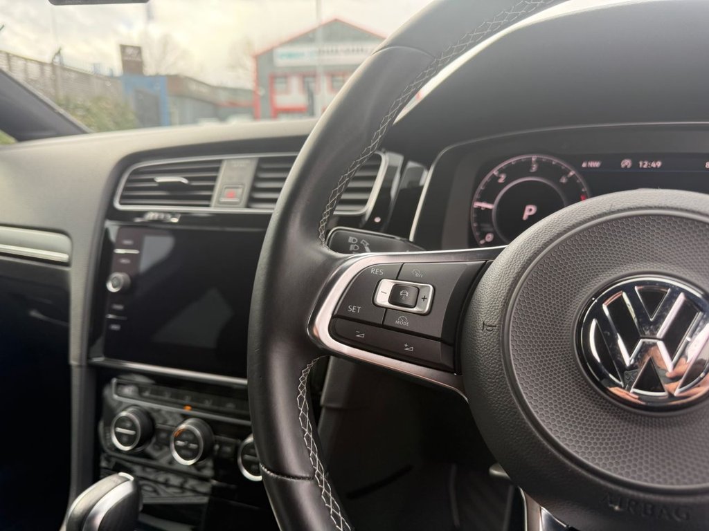Used Volkswagen Golf 2018 for sale - 77436812: Photo 16