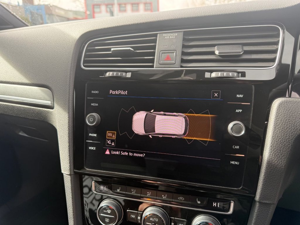 Used Volkswagen Golf 2018 for sale - 77436812: Photo 20