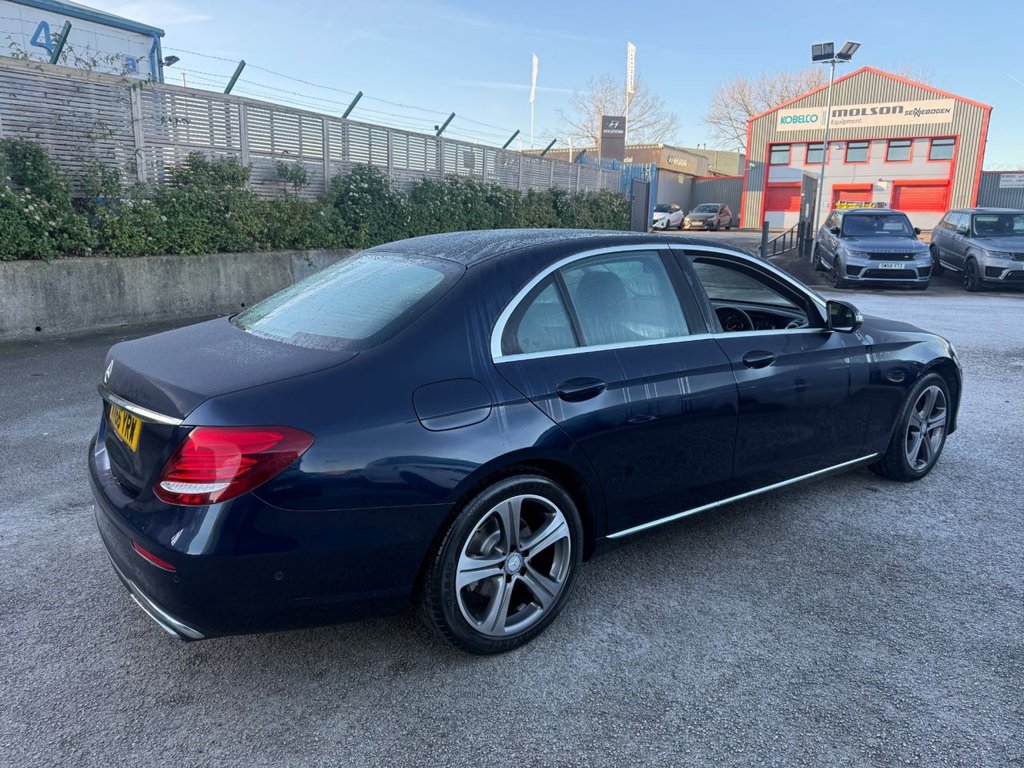 Used Mercedes-Benz E Class 2016 for sale - 77407852: Photo 9