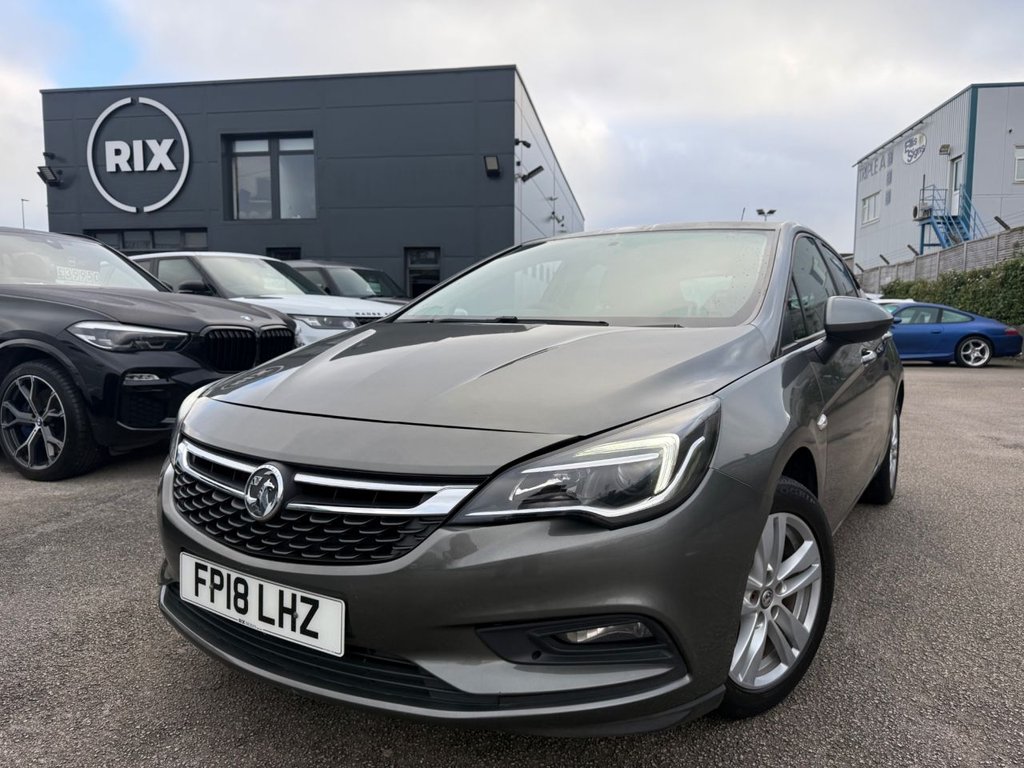 Used Vauxhall Astra 2018 for sale - 76496289: Photo 1