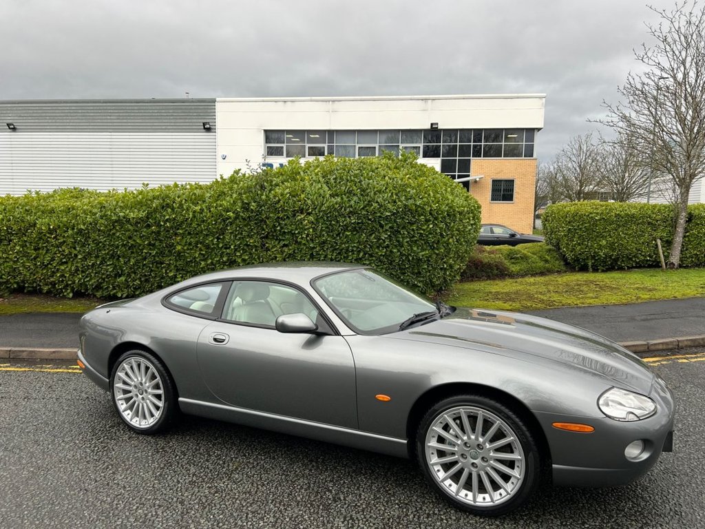 Used Jaguar XK8 2006 for sale - 77275829: Photo 2