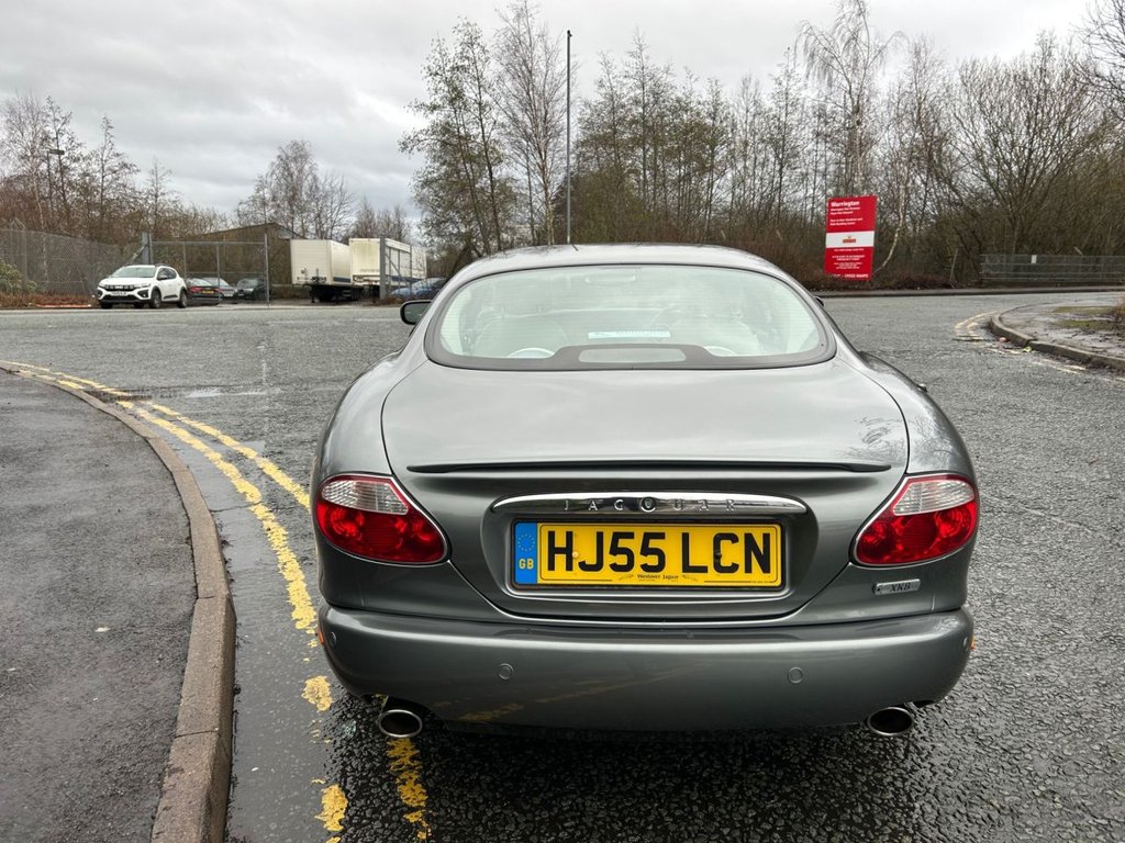 Used Jaguar XK8 2006 for sale - 77275829: Photo 5