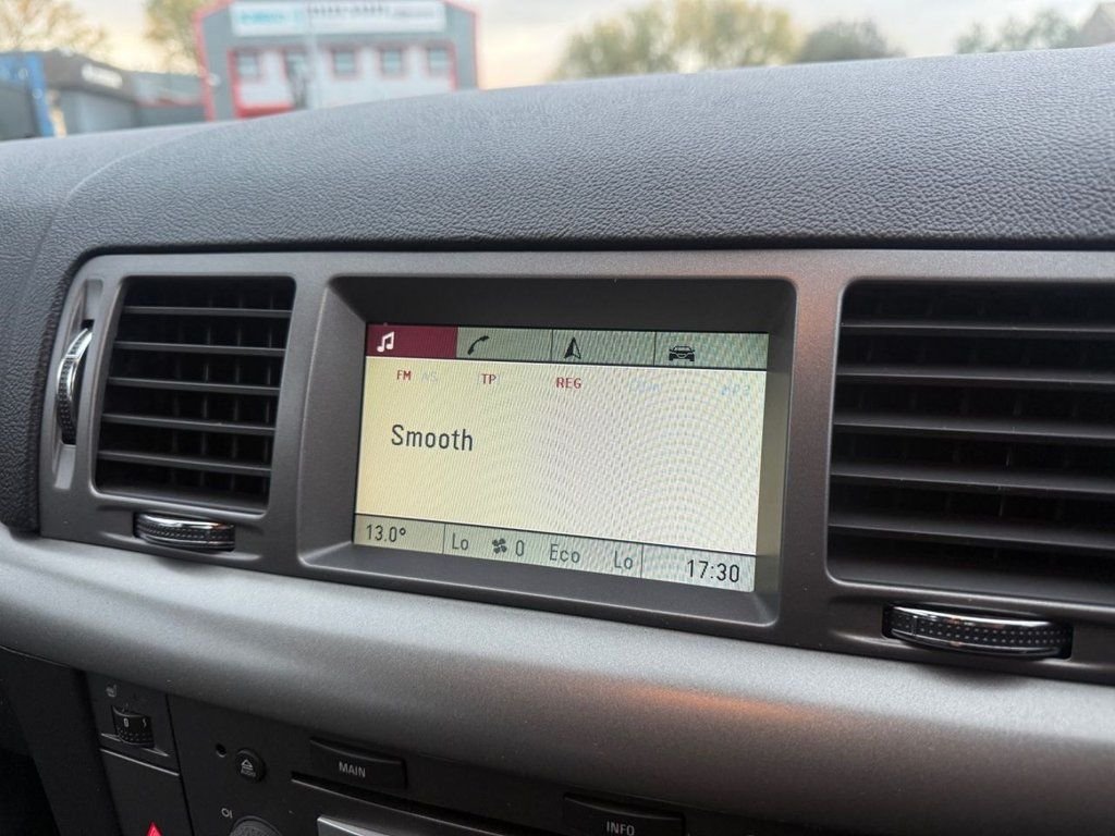 Used Vauxhall Vectra 2007 for sale - 78044742: Photo 20