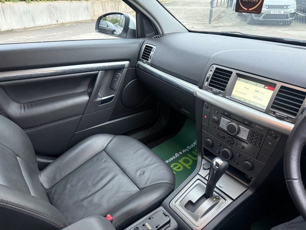 Used Vauxhall Vectra 2007 for sale - 78044742: Photo 25