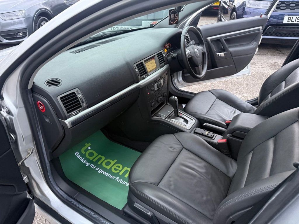 Used Vauxhall Vectra 2007 for sale - 78044742: Photo 26
