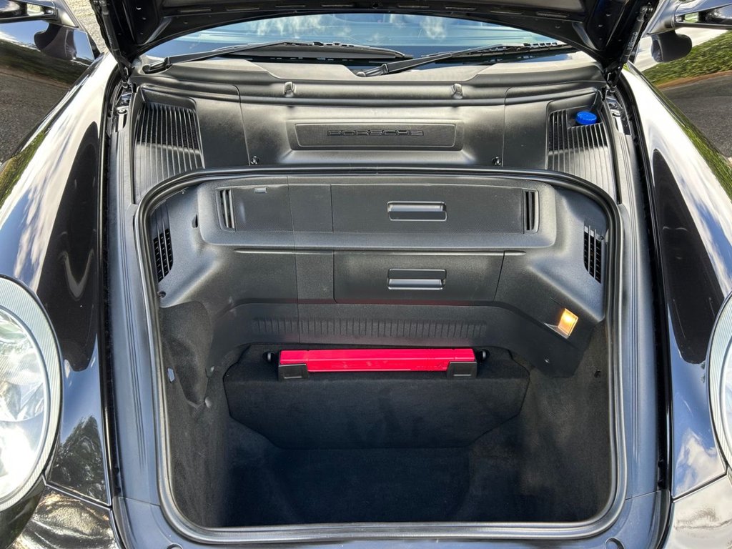 Used Porsche 911 2010 for sale - 75253427: Photo 21