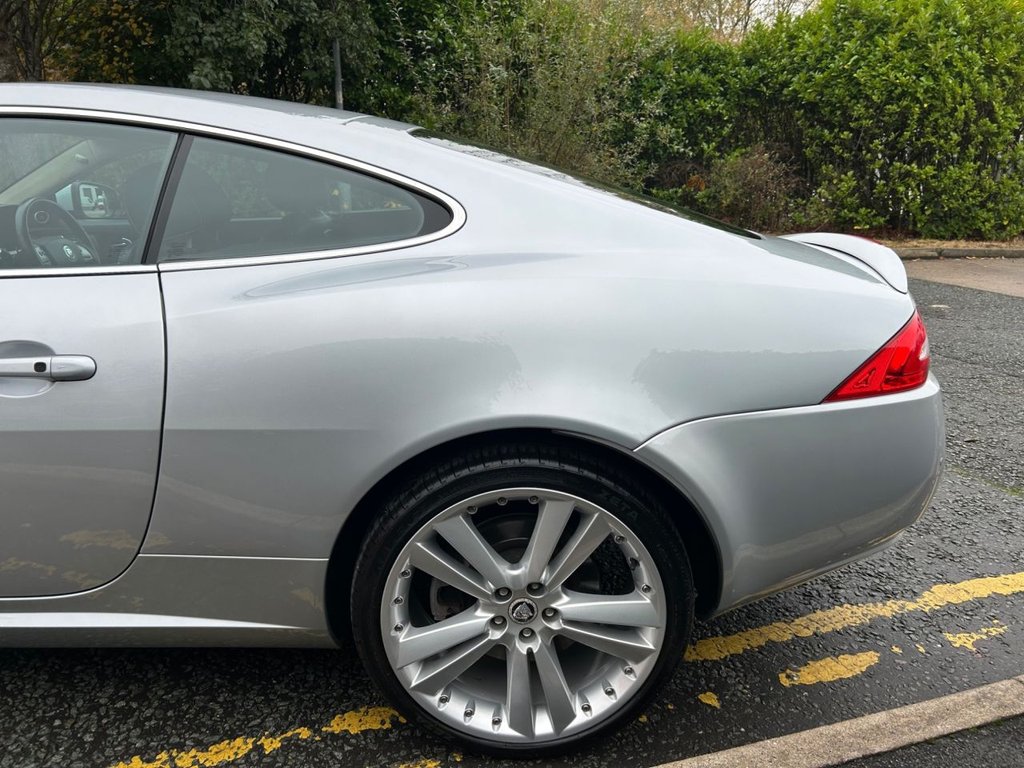 Used Jaguar XK 2011 for sale - 76406613: Photo 11